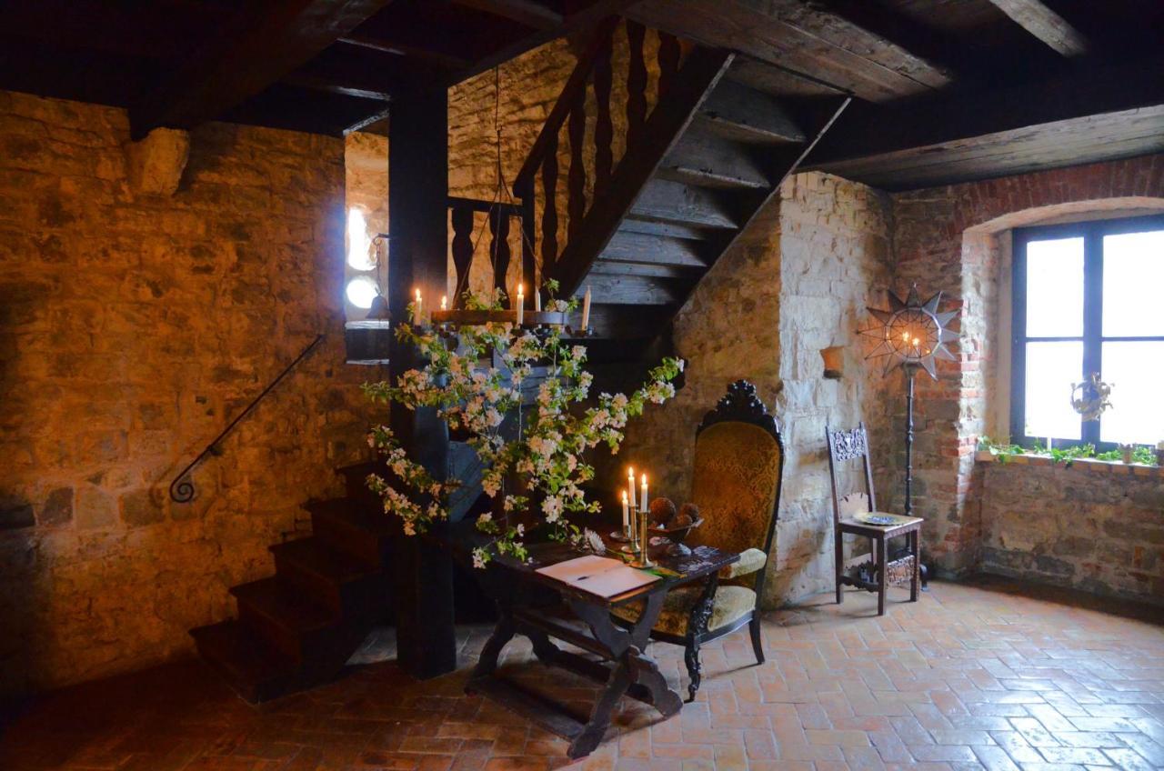 Castello Di Muggia Bed & Breakfast Exterior photo