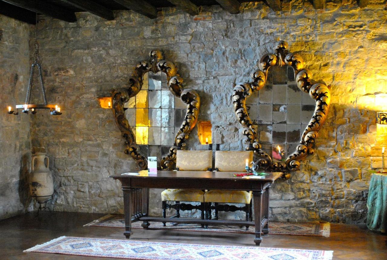 Castello Di Muggia Bed & Breakfast Exterior photo